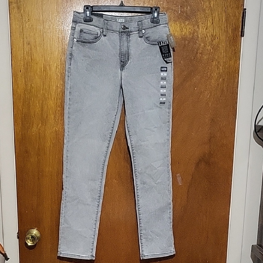 NWT Lazer Slim Straight Adjustable Waist Womens Size 16